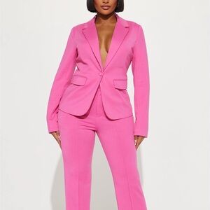 Elegant Pink Women's Suit Set